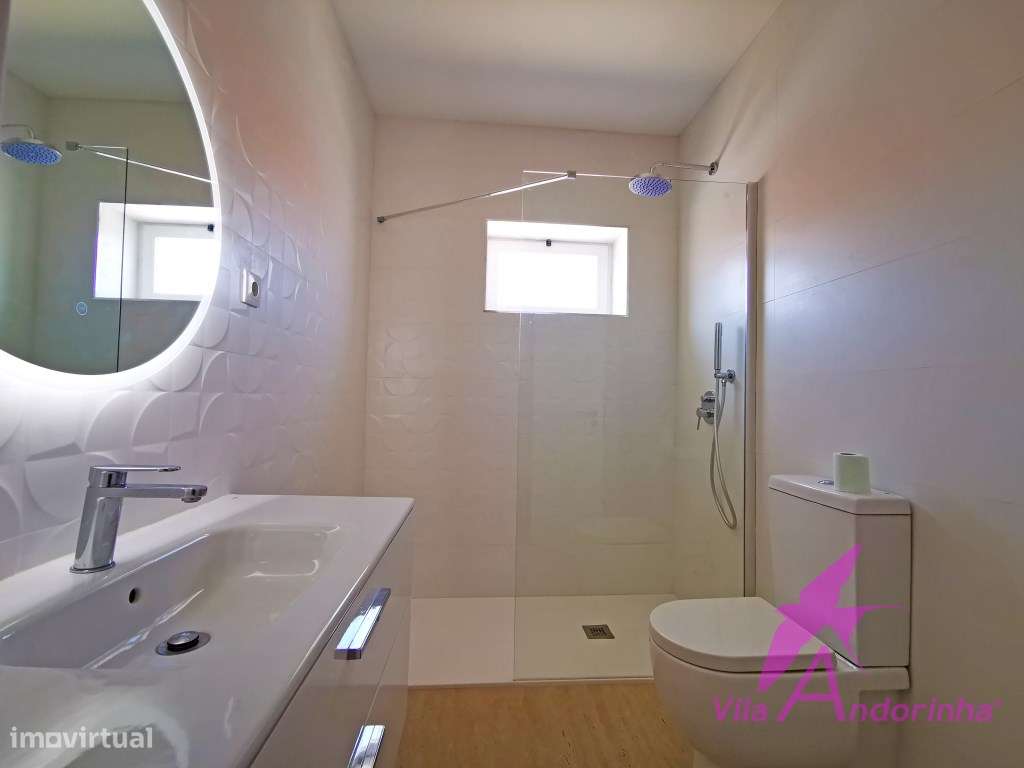 Apartamento T2 no centro da cidade com terraço avançado com vista p... - Grande imagem: 4/15