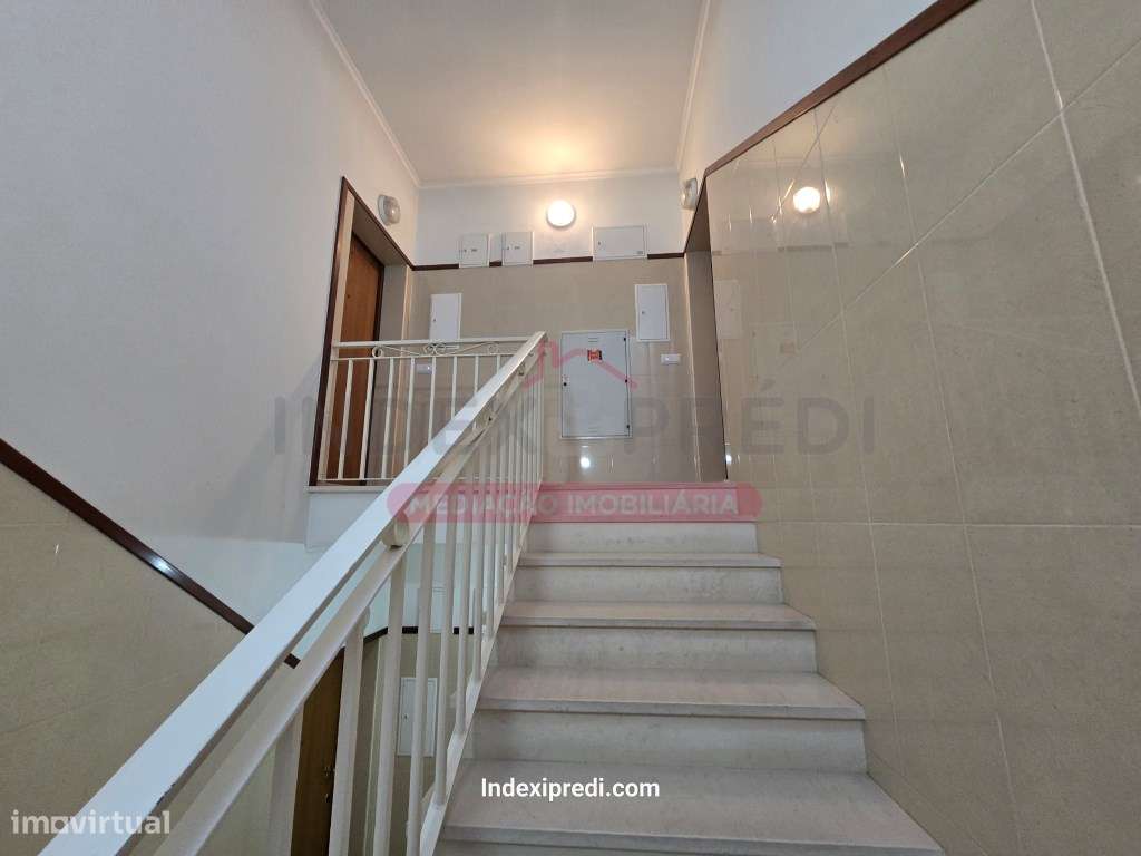 Apartamento T1 + 1- Aradas-22