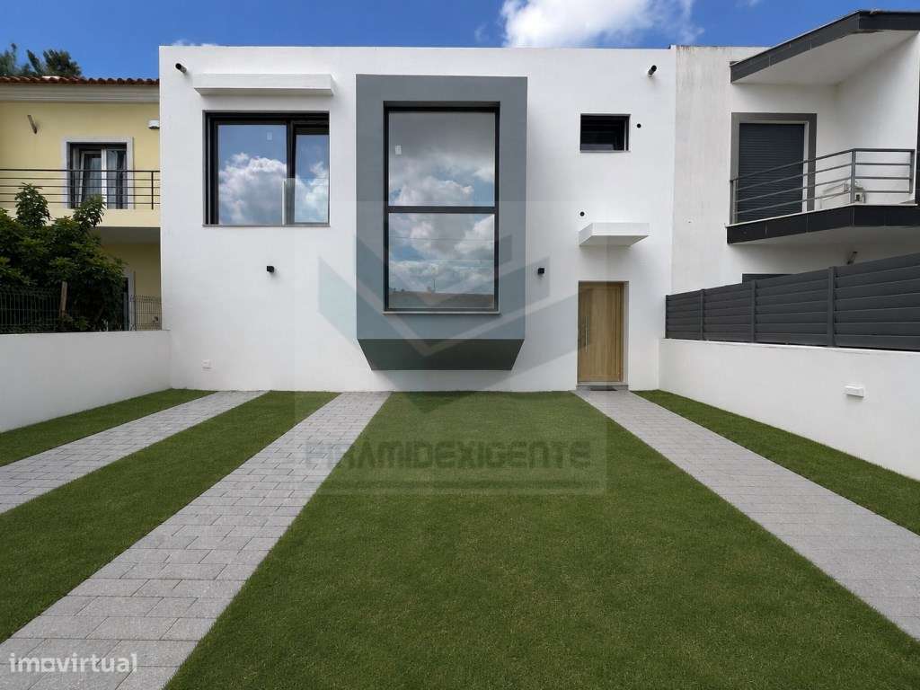 Moradia, Lavandaria, Piscina, Excelente Localização AZEITÃO!-18