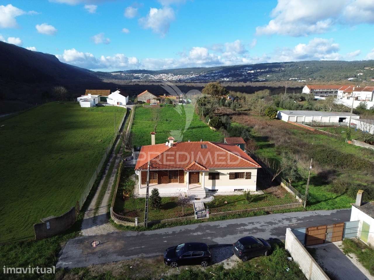 Moradia T5 em Minde – Espaço, Conforto e Qualidade de Vida - Grande imagem: 5/40