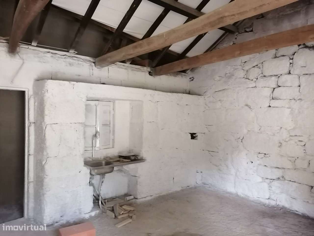 Inconclusa - Casa Rústica T7-29