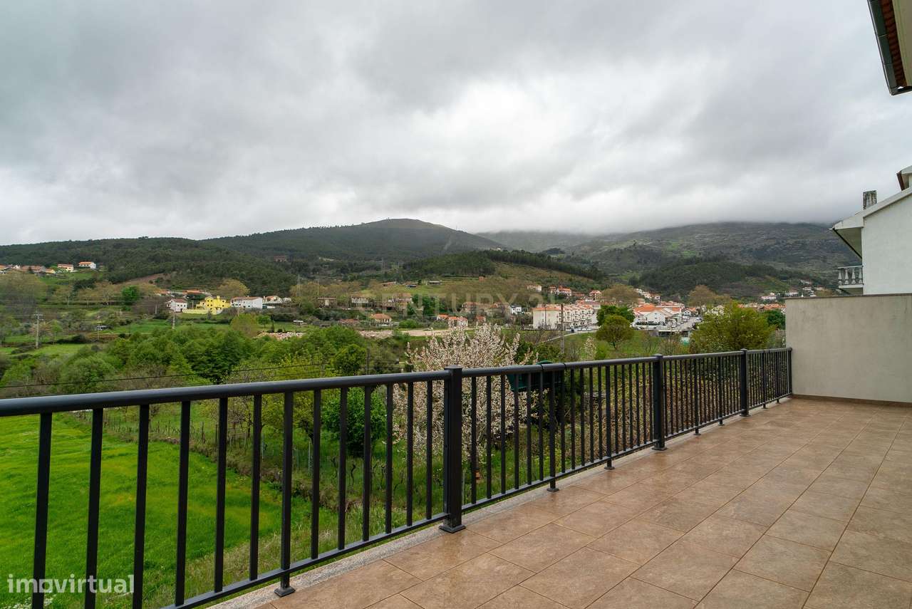 Moradia Bi familiar com terreno em Unhais da Serra, Covilhã - Grande imagem: 3/31