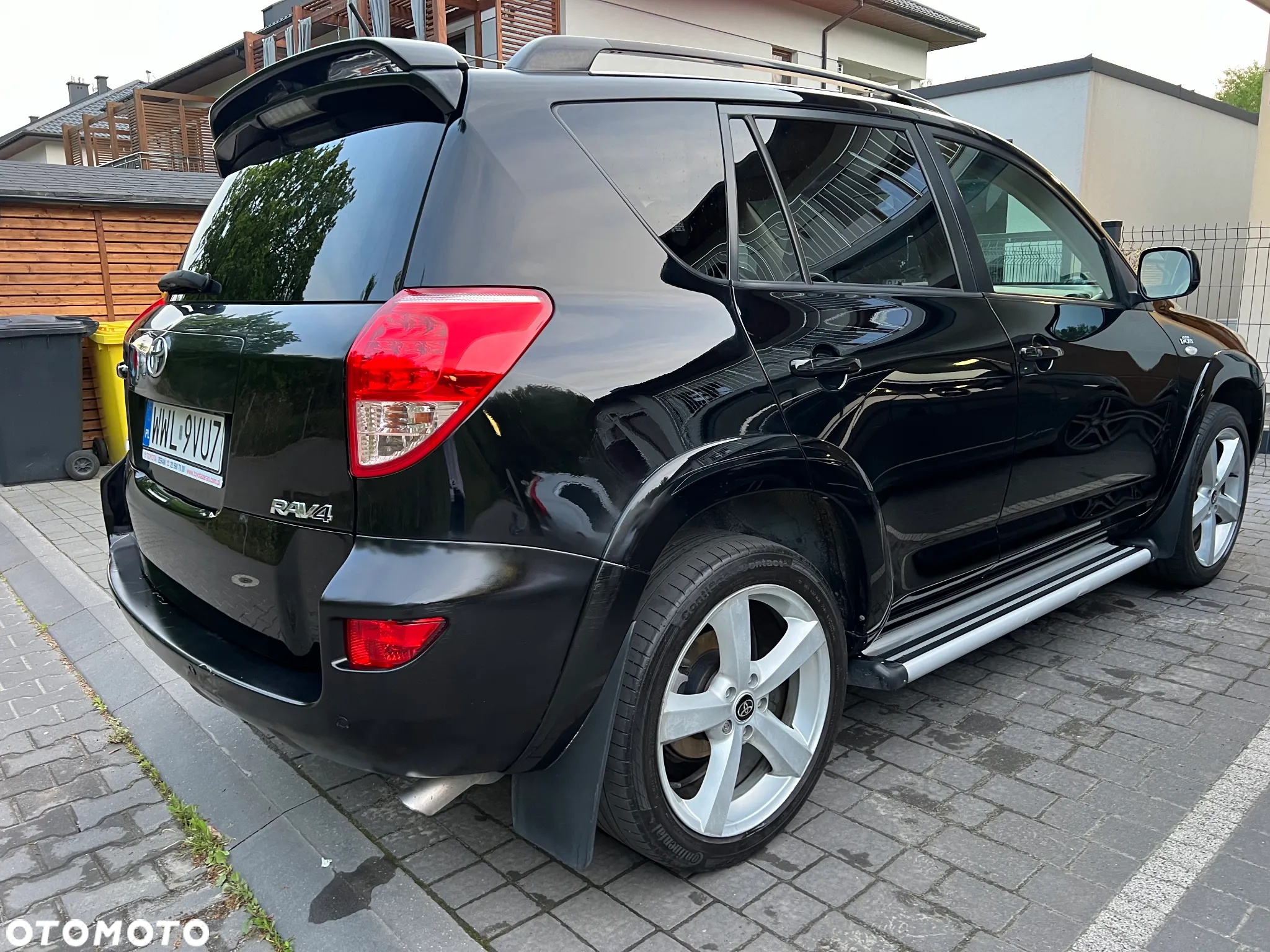 Toyota RAV4 2.2 D-4D X - 2