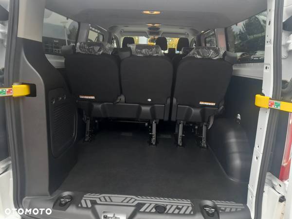 Ford Transit Custom - 10