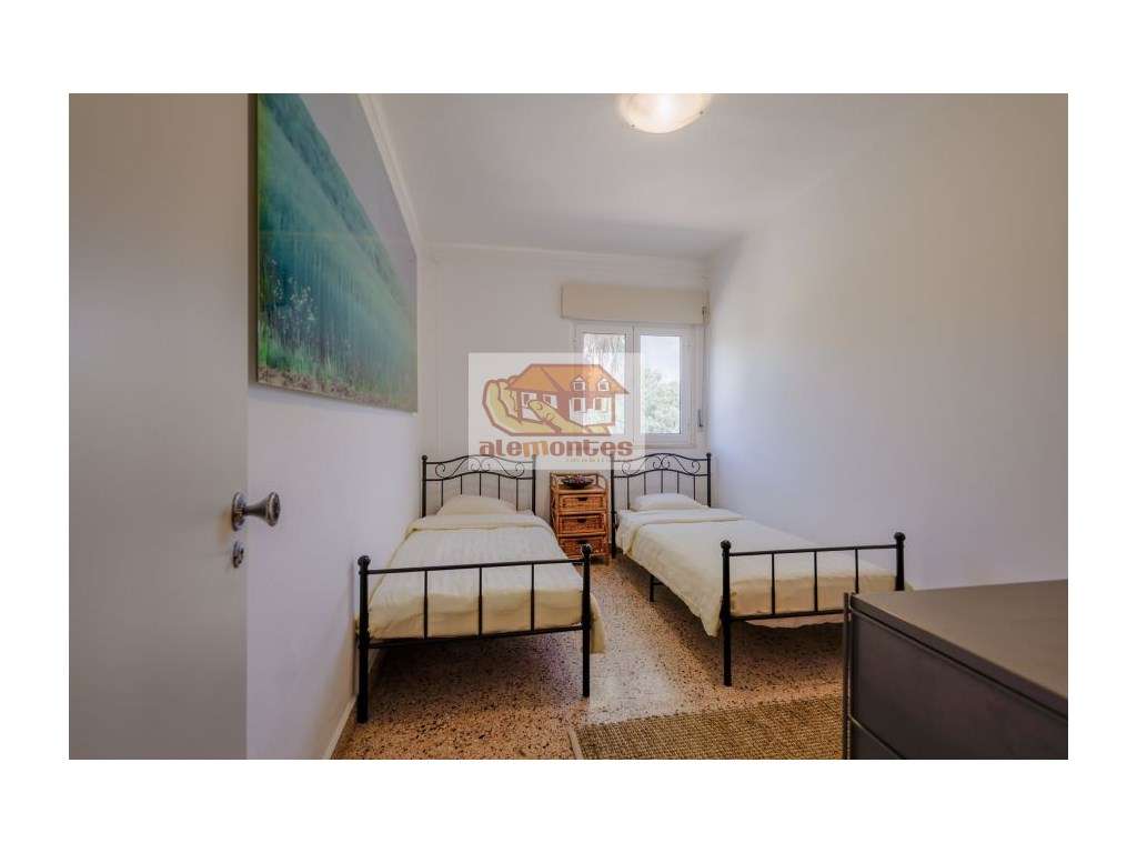 Monte Alentejano com 3 casas na Serra de Grândola!-5