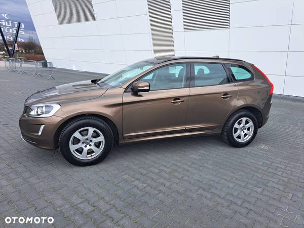 Volvo XC 60 D4 AWD Kinetic - 4