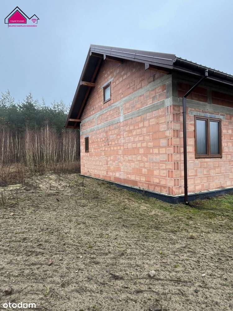 Przestronny Dom na Wsi do własnej aranżacji-2