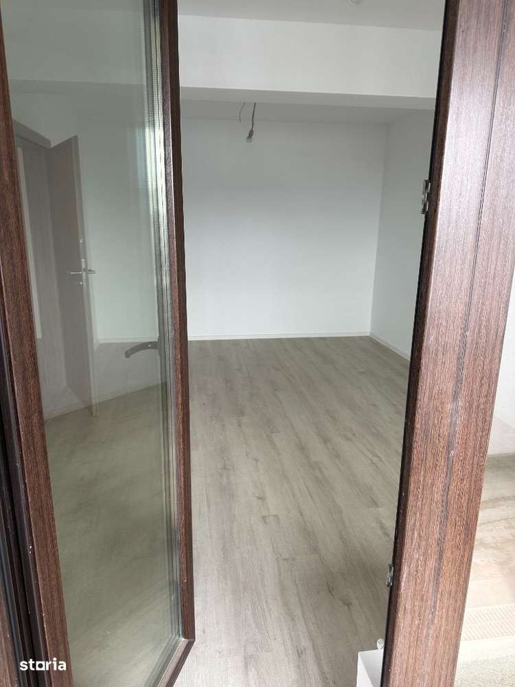 Apartament cu 2 camere, mutare imediata - Imagine principală: 4/14