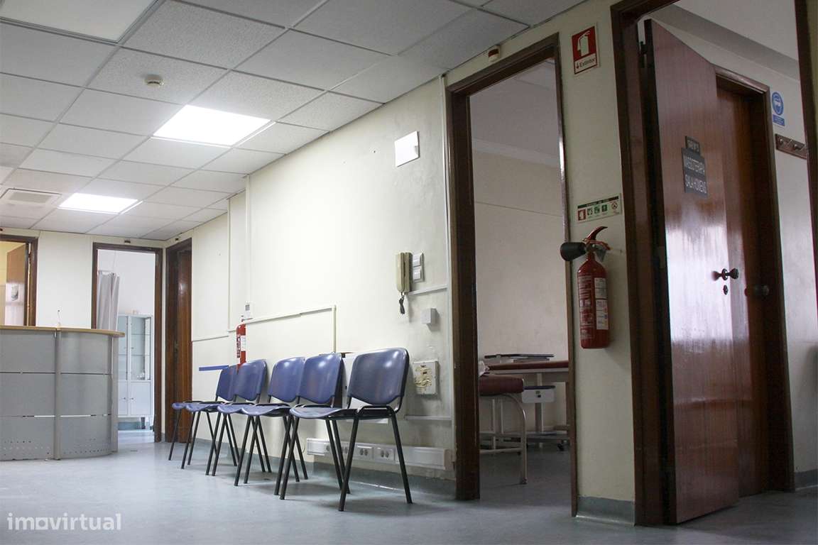 Consultório Médico >=T10 Venda em Almada, Cova da Piedade, Pragal e Ca-10