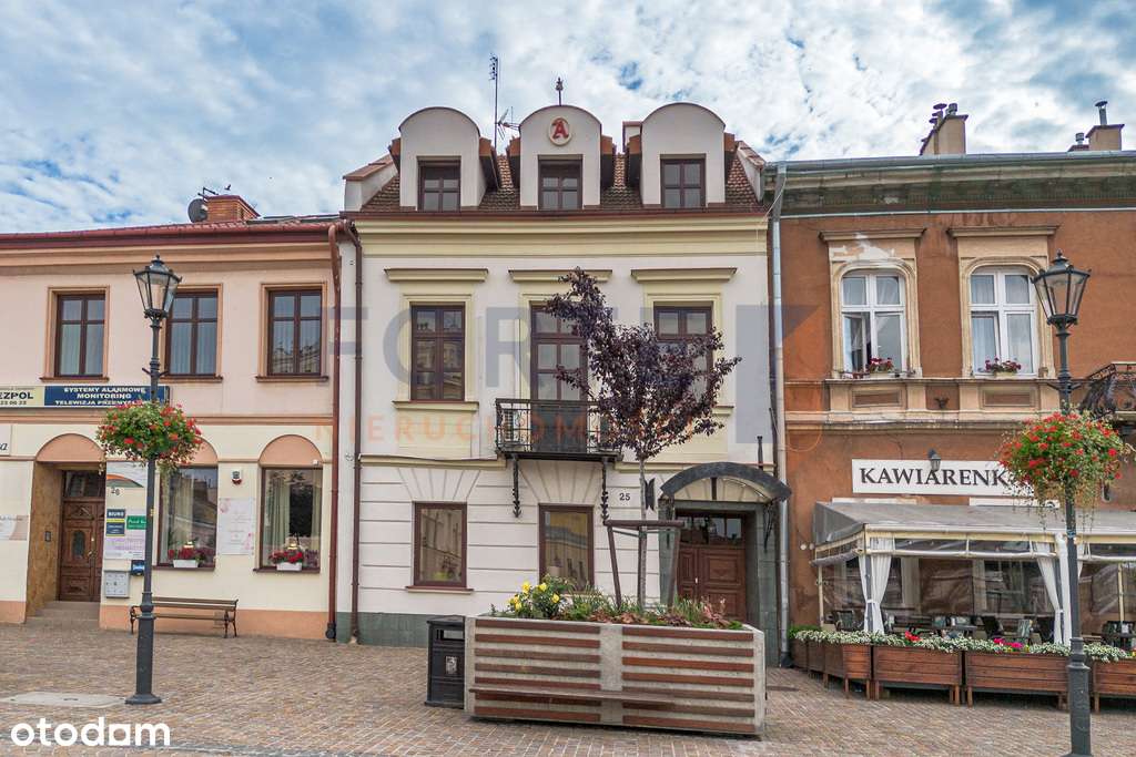 Kamienica w doskonałej lokalizacji miasta-16