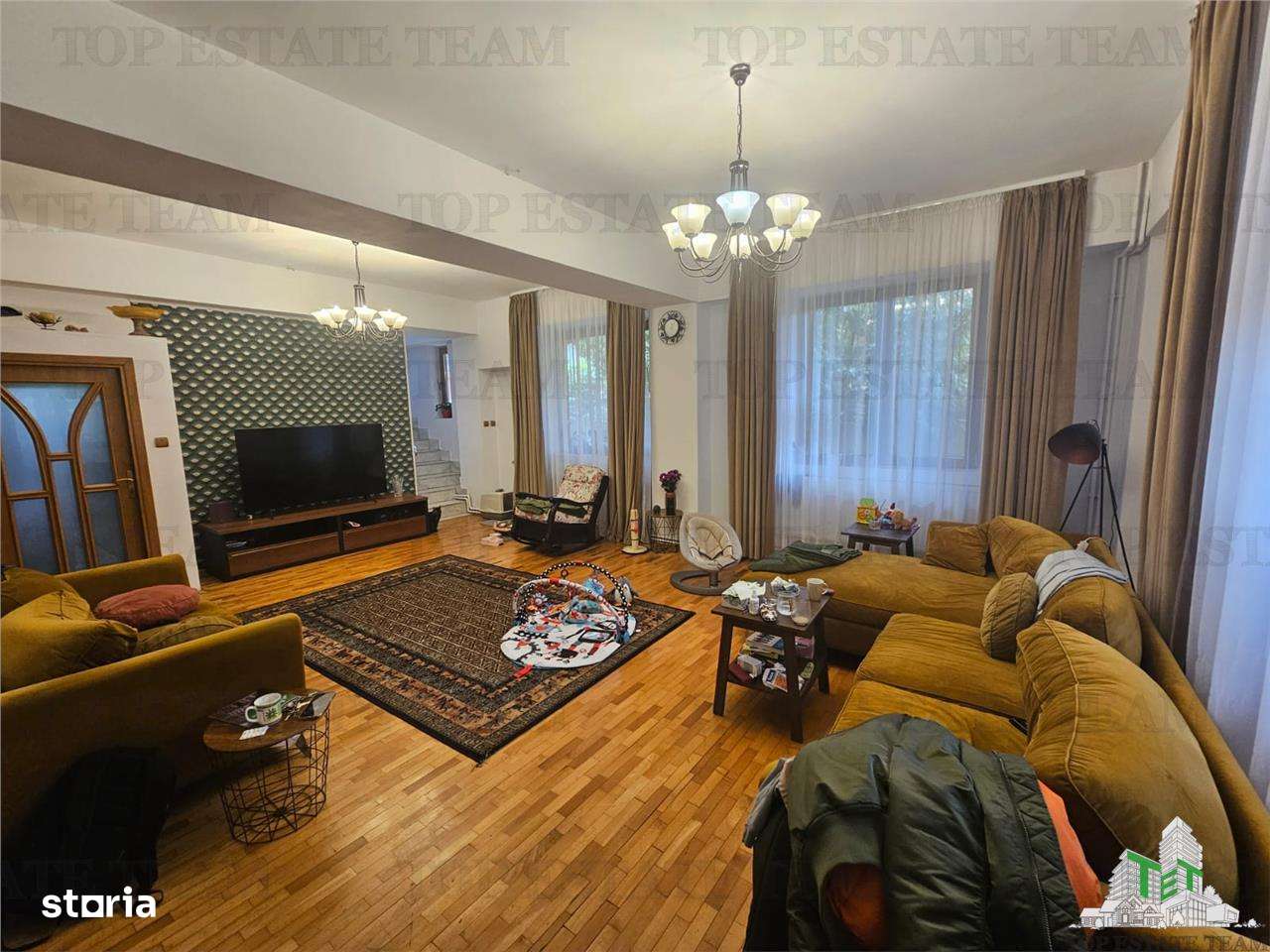 Vila spatioasa 670mp utili in zona Gorjului-Uverturii - Imagine principală: 3/14