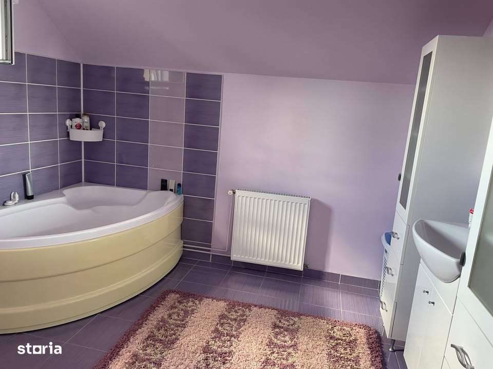 Casa individuala 5 Camere Teren 719m Mosnita Noua 245.000 euro-8