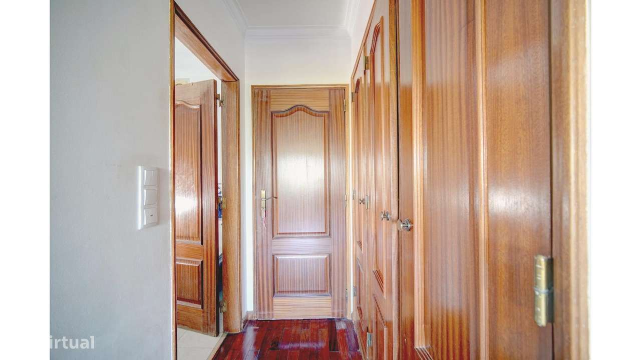 Apartamento T2 em Lisboa-13