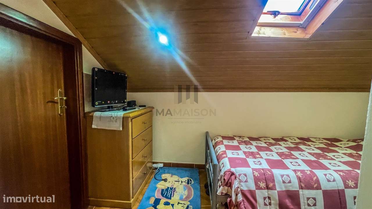 Moradia T4 | Zona Vinícola | Salzedas | Tarouca-10