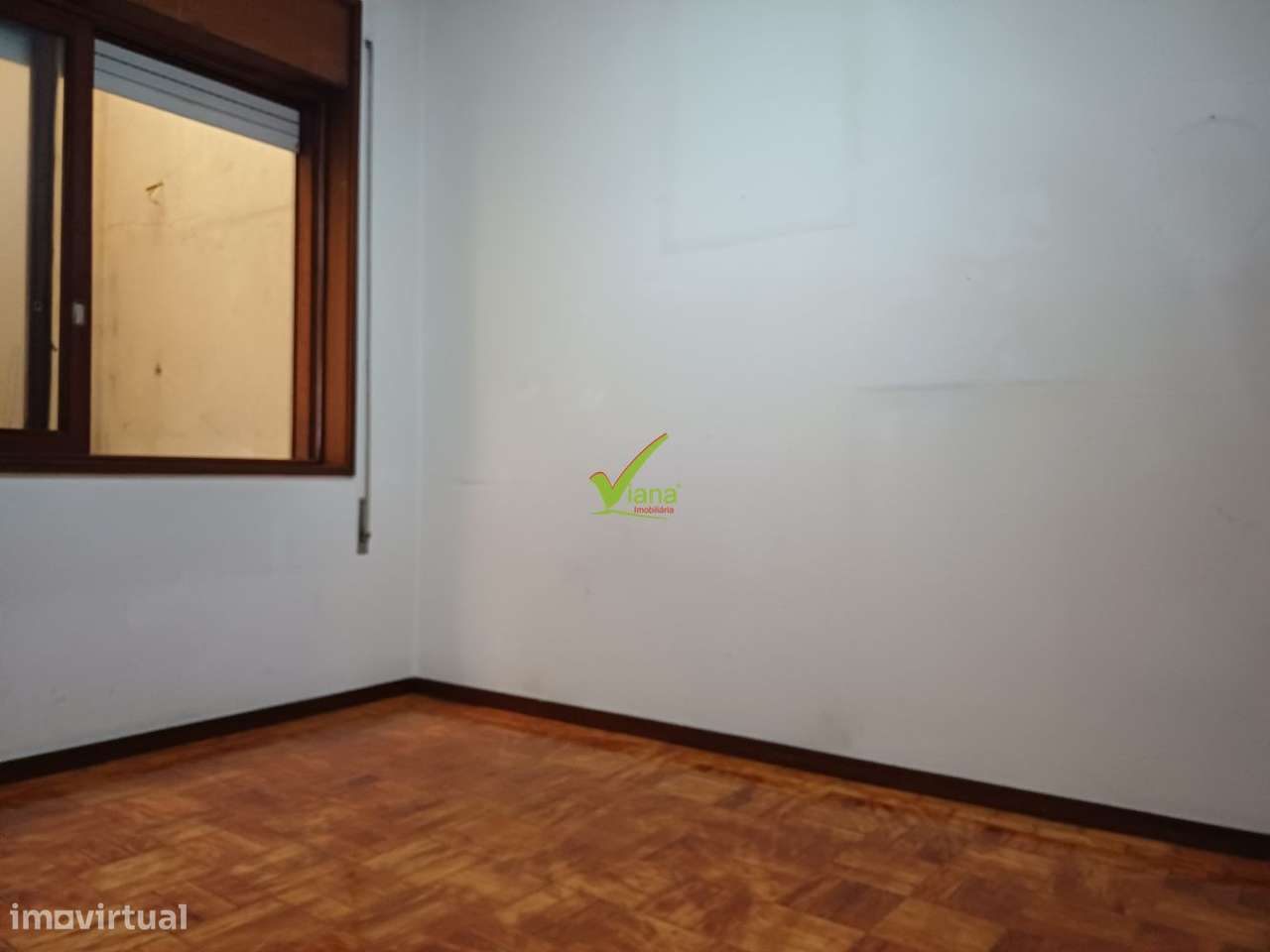 T. 3 a 50 metros da Praça do Almada-21