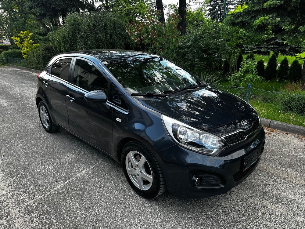 Kia Rio III (2011-) 1.2 Dream Team Edition 2014