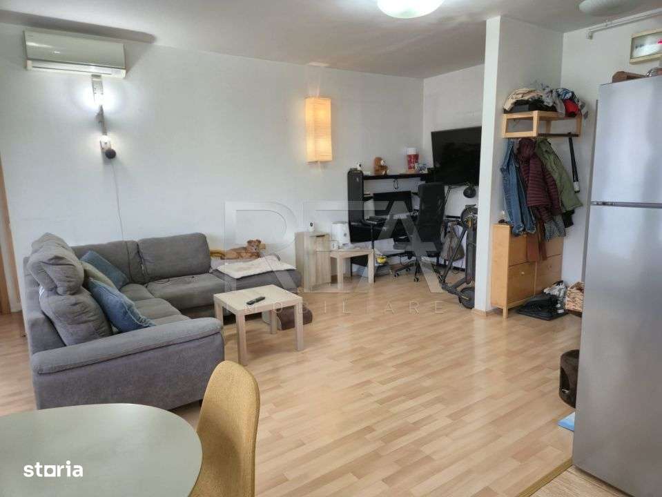 Apartament cu 3 camere de vanzare la 158000 Є cu 2 boxe si 2 locuri d - Imagine principală: 3/19