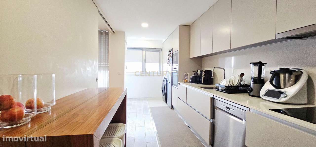 Apartamento T3 de Luxo em Braga – Ferreiros, Zona Nobre-11