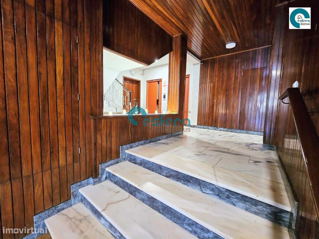 Apartamento T2+1 com Varandas e Garagem em Santa Marinha, Gaia, Porto-16