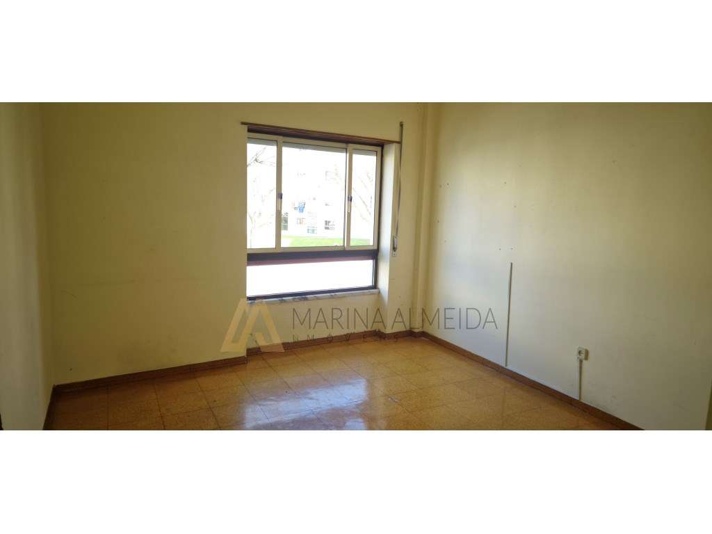 Apartamento t3 com 105m2, com zona de lavandaria, 2 varandas, e arr...-21