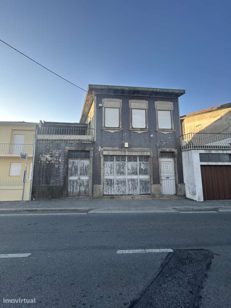 Armazém - Milheirós, Maia - com possibilidade de habitação - Grande imagem: 2/16