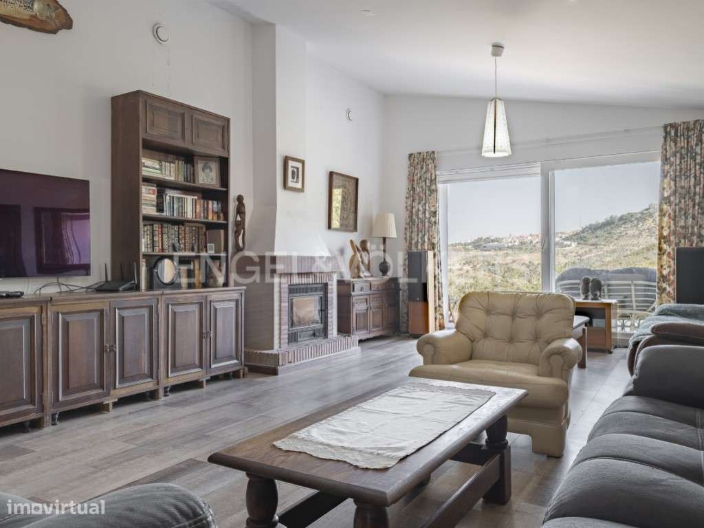 Refúgio na Serra da Arrábida com vistas, mar, montanha e Castelo Pa... - Grande imagem: 2/53