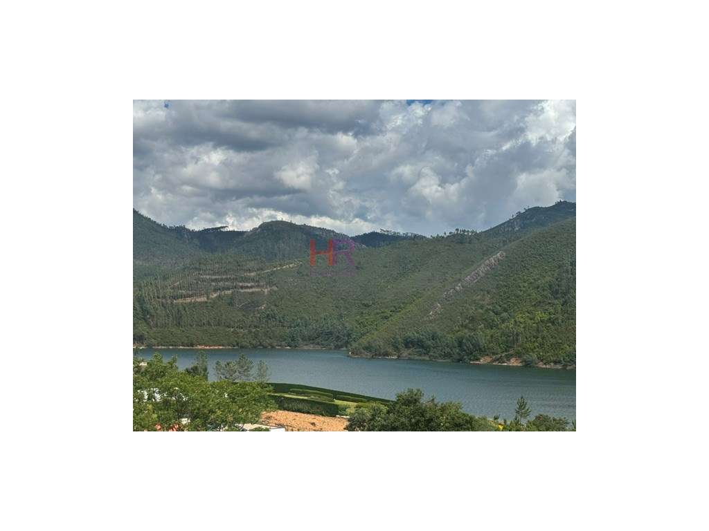 Moradia geminada nova em Águas Belas, Ferreira do Zêzere, com 3 qua...-47
