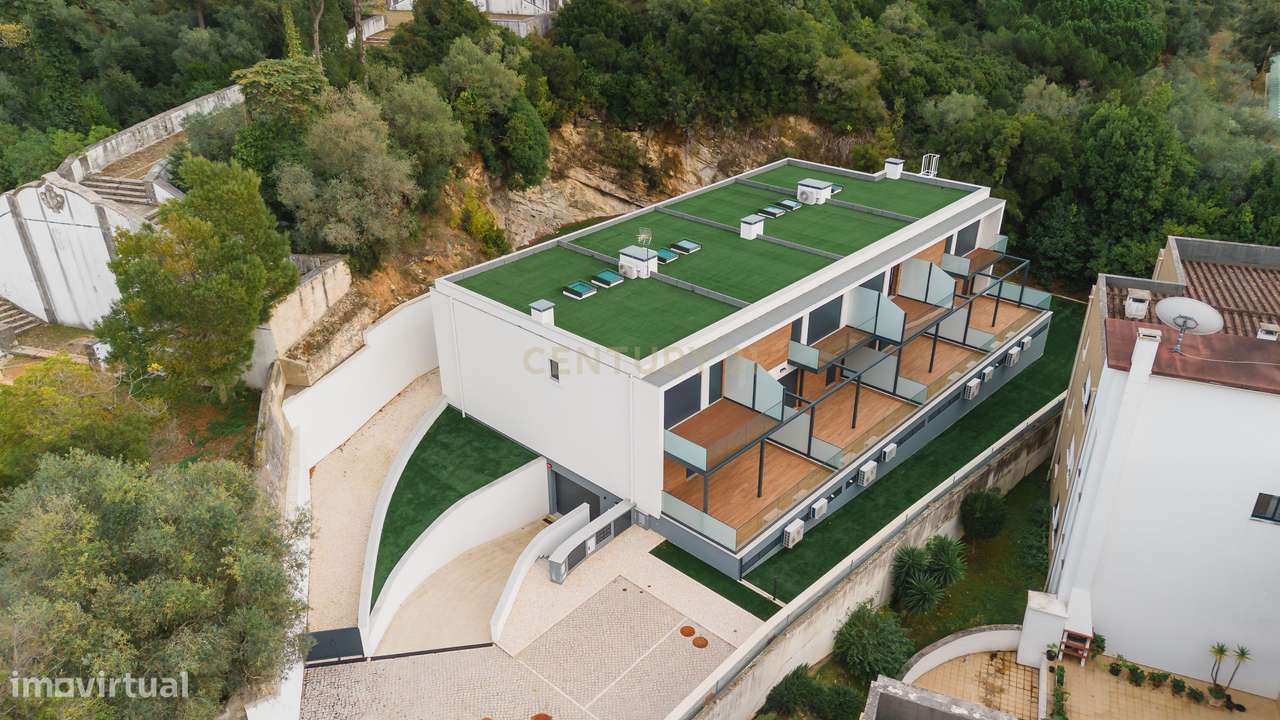 Moradia T3 de excelência no centro de Leiria - Grande imagem: 2/55