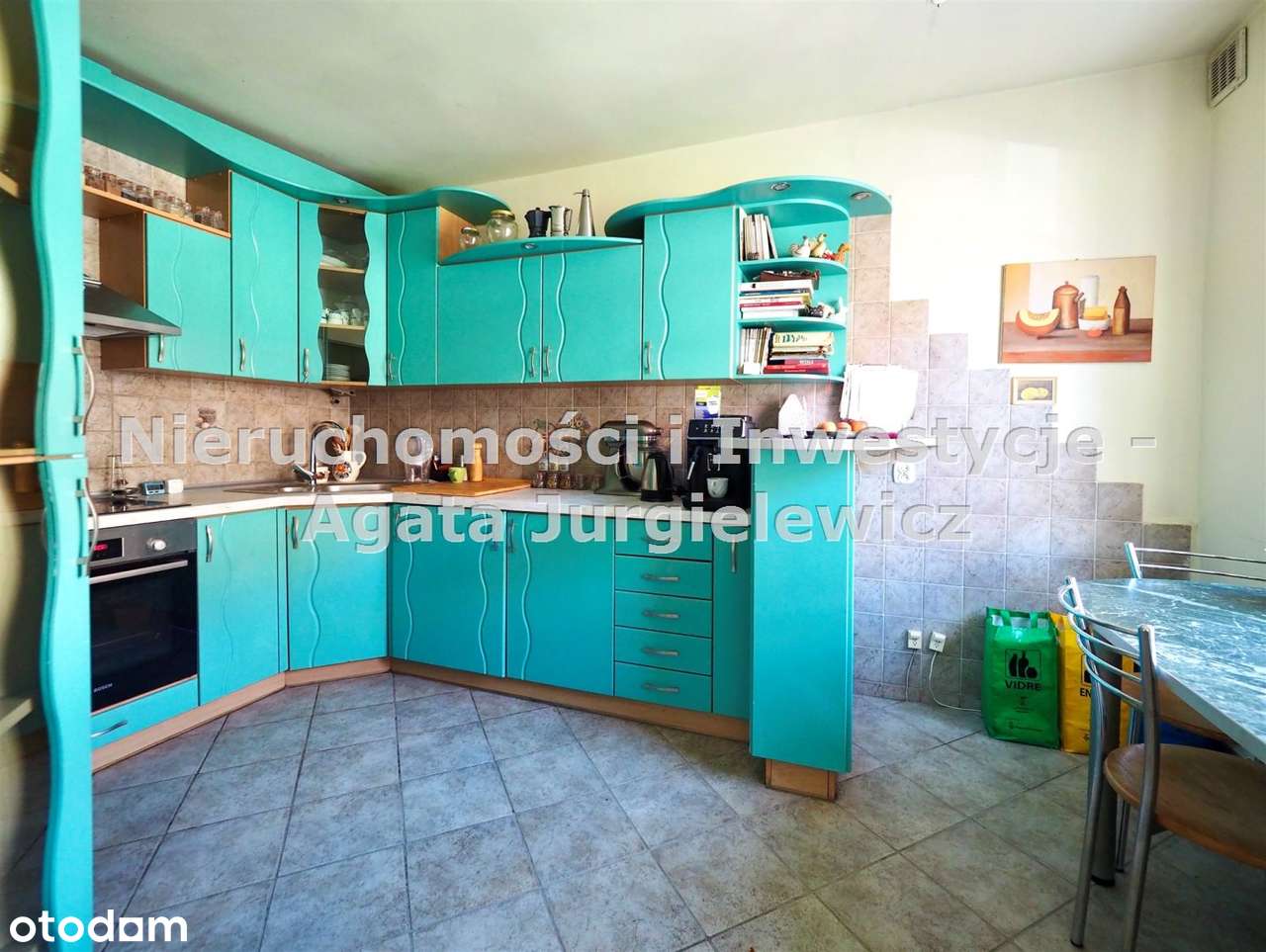 Szereg środkowy, 4 pokoje + strych użytkowy!-9