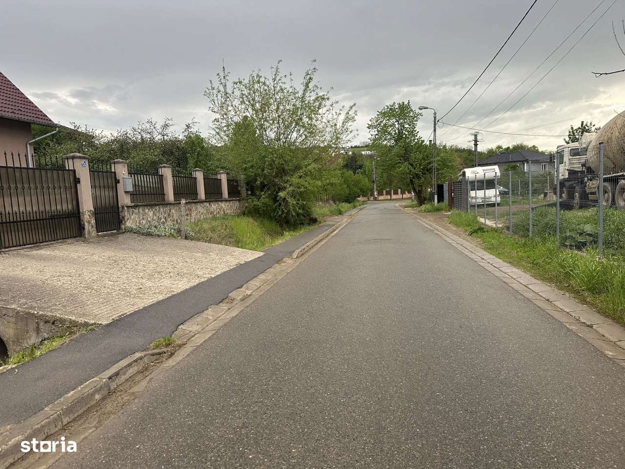 Teren Oradea 1000 mp zona Dealuri - Imagine principală: 3/5