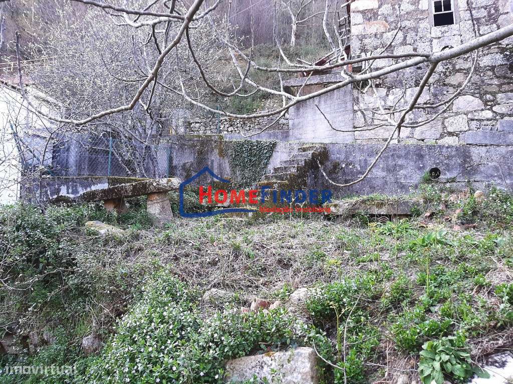 Moradia para Restauro - Fiães, Melgaço-32