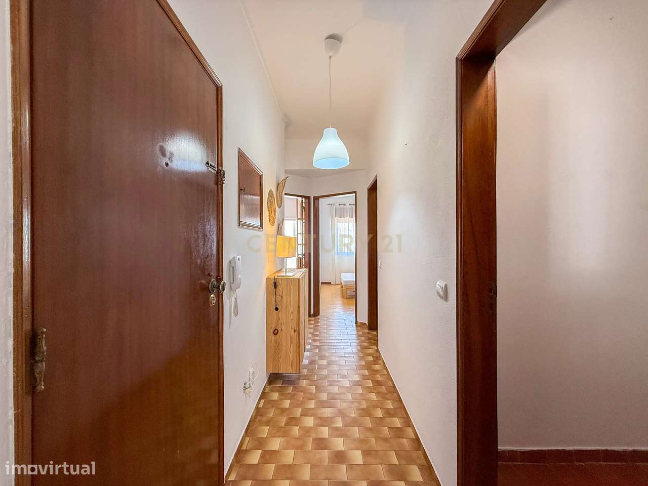 Apartamento T2 | Baixa | Varandas | Vista Desafogada | Faro-11