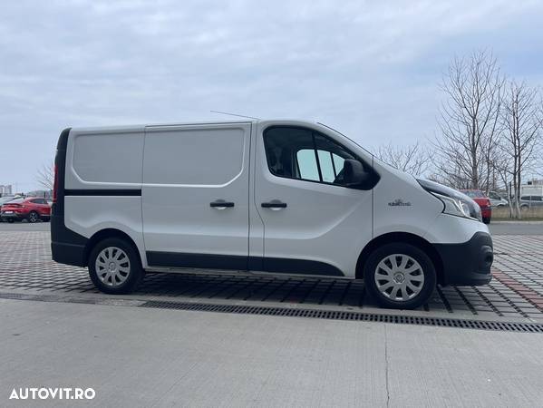 Renault Trafic - 6