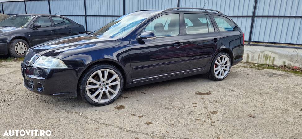 Skoda Octavia Combi 2.0 TDI CR DPF RS - 5