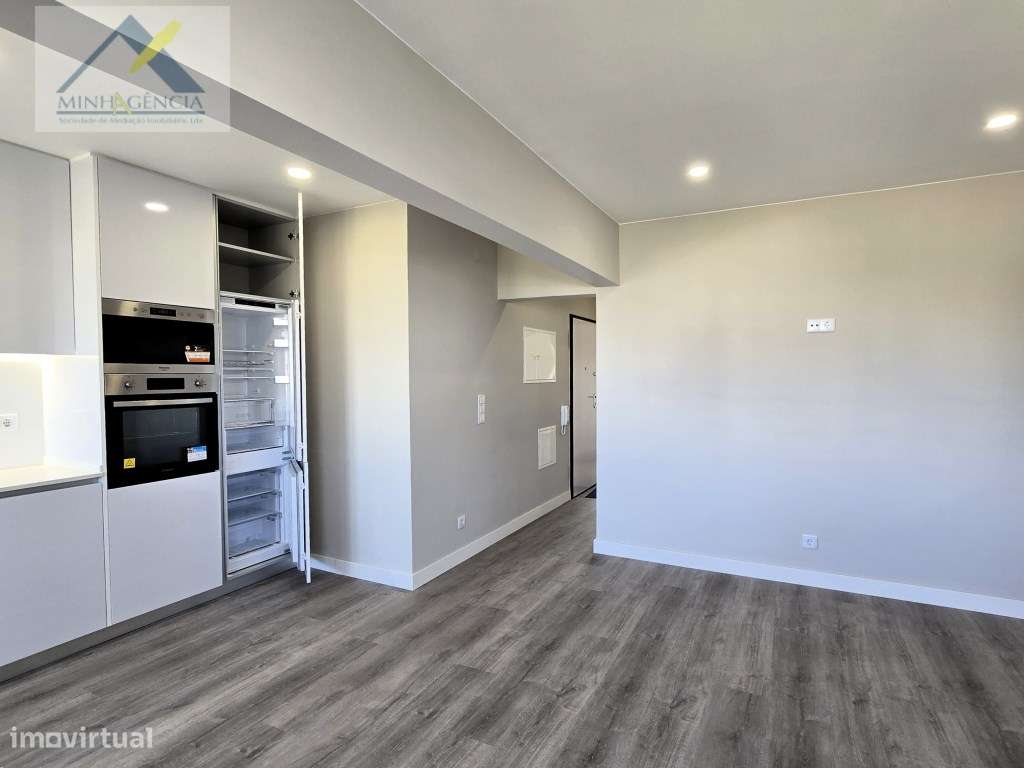 Apartamento T3 remodelado na Algodeia em Setúbal-7