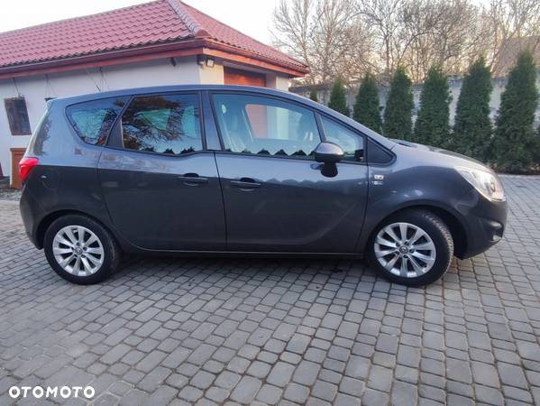 Opel Meriva 1.4 150 Jahre - 11