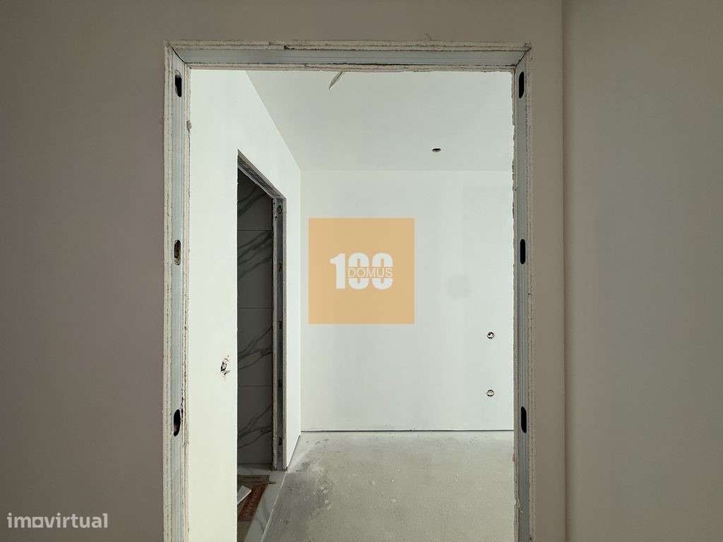 T2 duplex com jardim - Capelo Residences-5