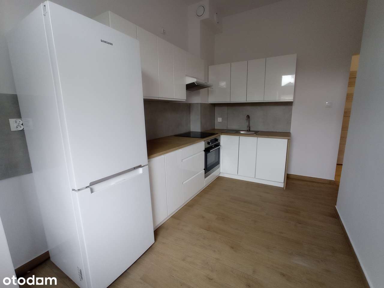 2-pokojowe mieszkanie z balkonem-1