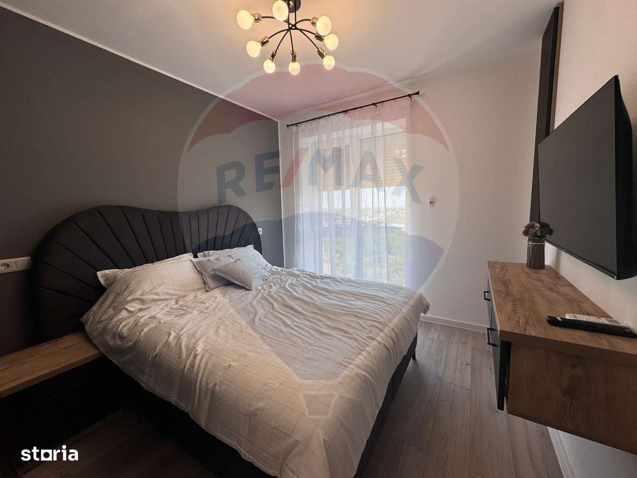 Apartament 2 camere de vanzare in Targoviste - Imagine principală: 3/8