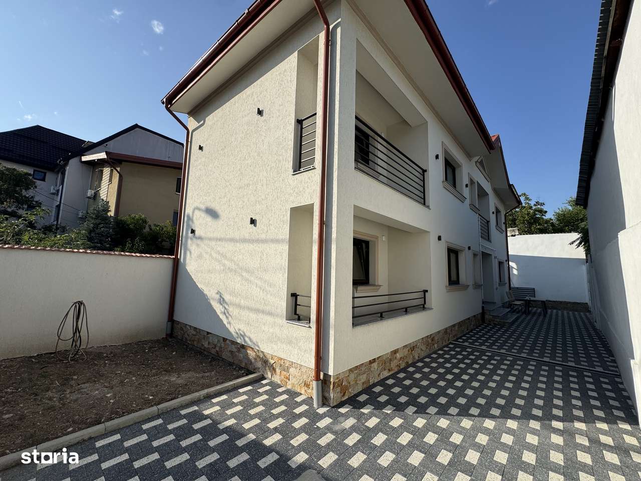 Vilă individuală nouă/ sector 1/ metrou Bazilescu-11