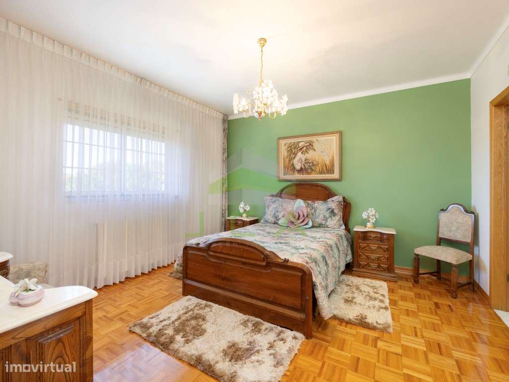 Moradia V3+2 com 4.010m2 de terreno a 5min de Leiria-31