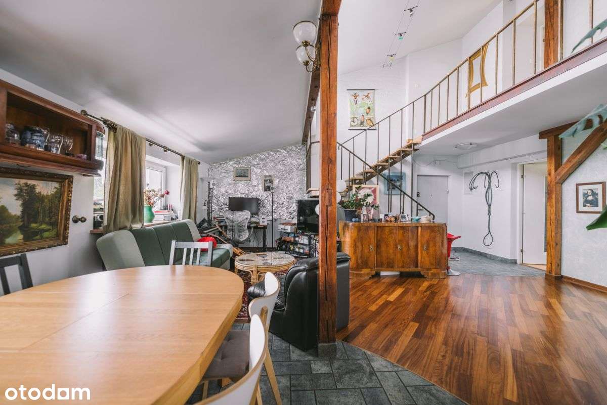 Dwupoziomowy Apartament na Starej Saskiej Kępie-2
