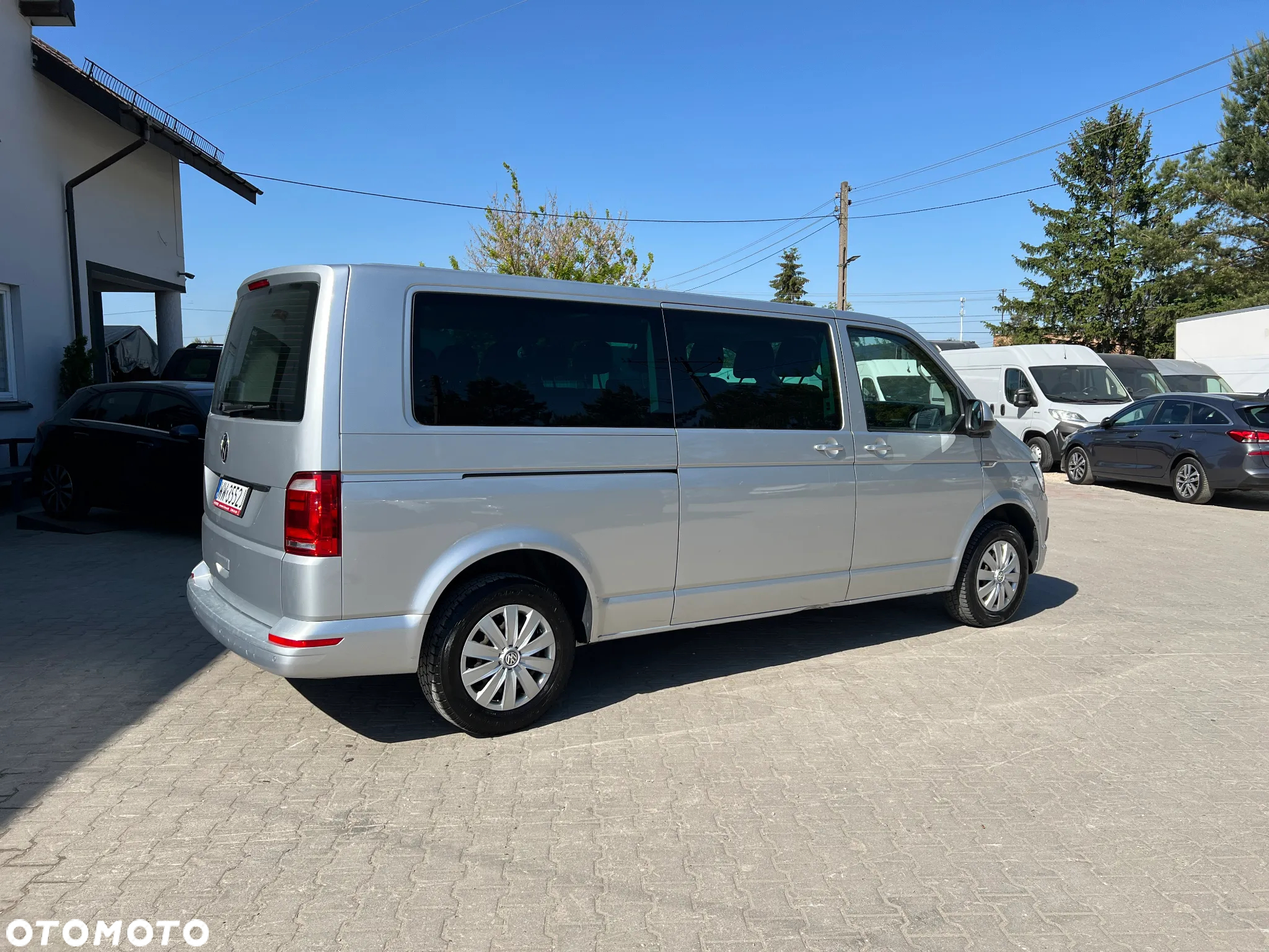 Volkswagen Caravelle 2.0 TDI L2 Highline - 9