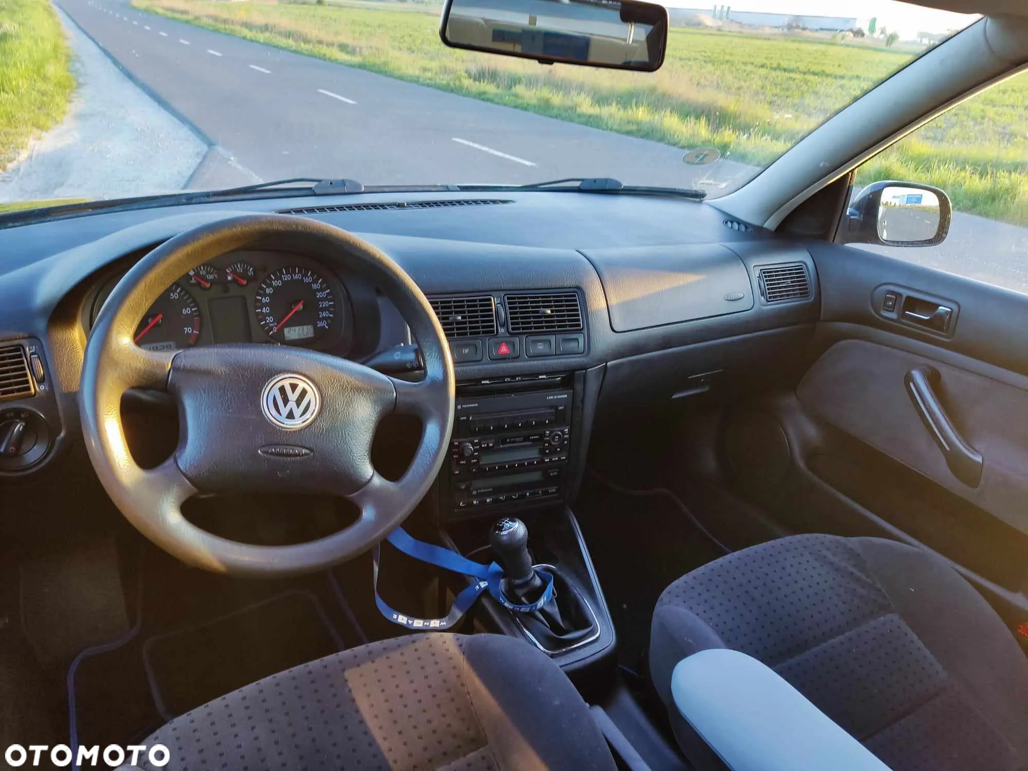Volkswagen Golf IV 2.0 Comfortline - 7