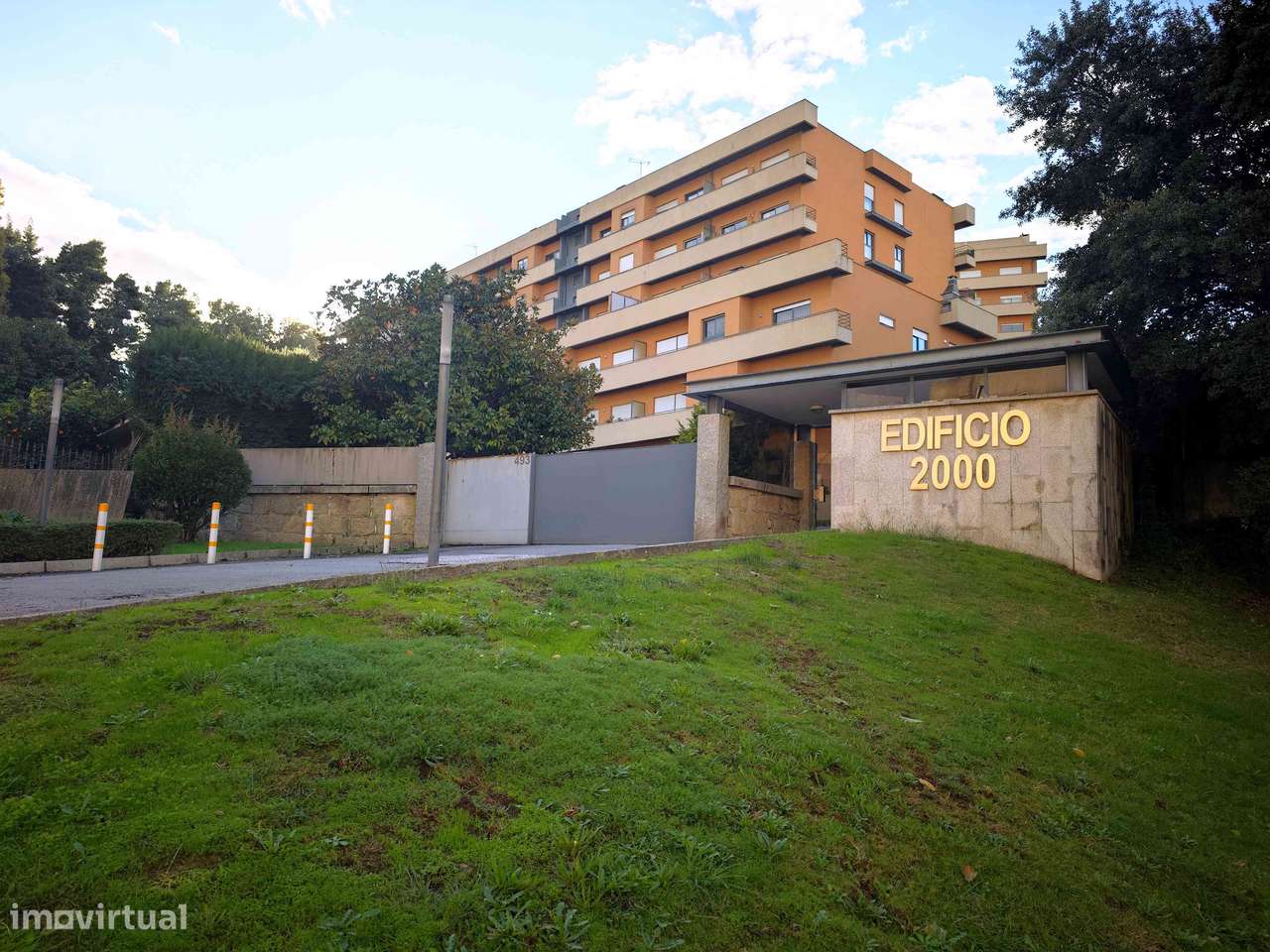 Apartamento T4 305 m² Piscina e Jardim Privado Ler Anúncio-5