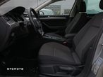 Volkswagen Passat 2.0 TDI EVO Essence DSG - 7