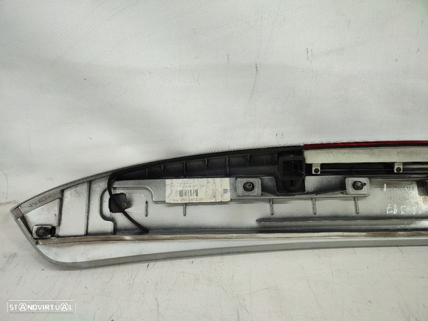 Aileron Mercedes-Benz E-Class T-Model (S211) - 5