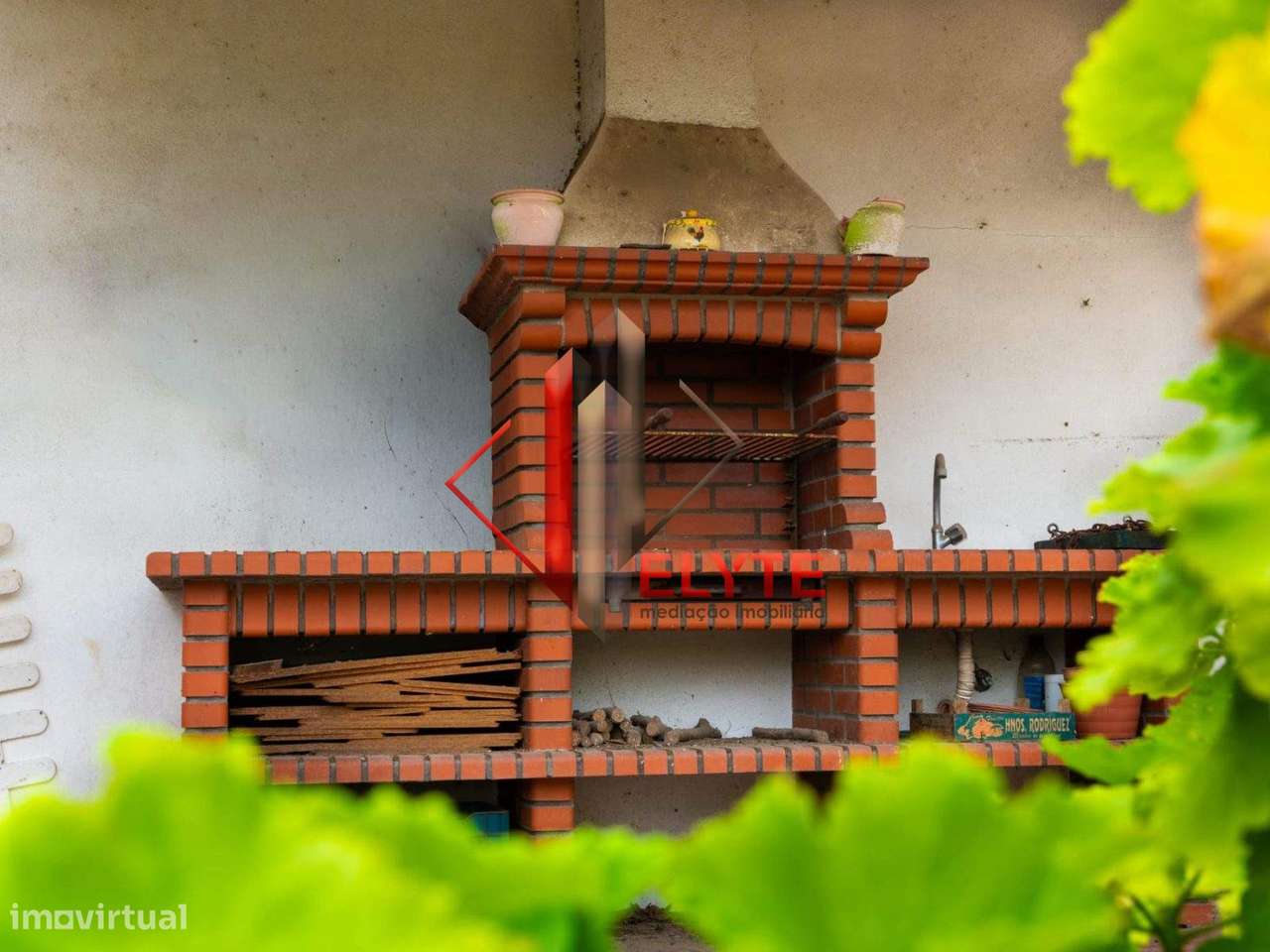 Moradia T7 no centro de Samora Correia-58