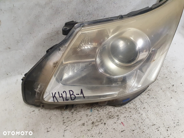 .  PRZOD PRZEDNIA LAMPA LEWA TOYOTA AVENSIS T27 - 3