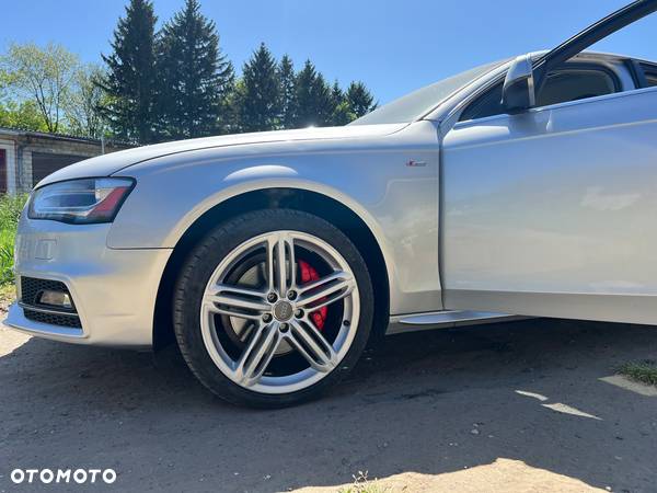 Audi A4 2.0 TFSI Quattro - 16